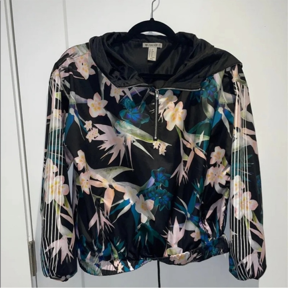 NWOT Adidas Style Windbreaker